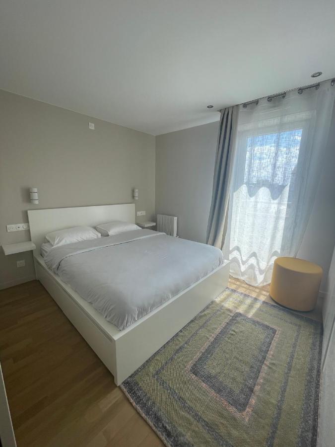 Charmant Logement Aux Portes De Paris - Stade De France - 12 Min A Pied サン＝ドニ エクステリア 写真
